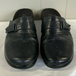 Clarks black womens slip on Sz 10m